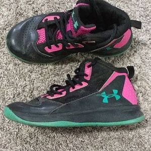 Girls under armour shoes